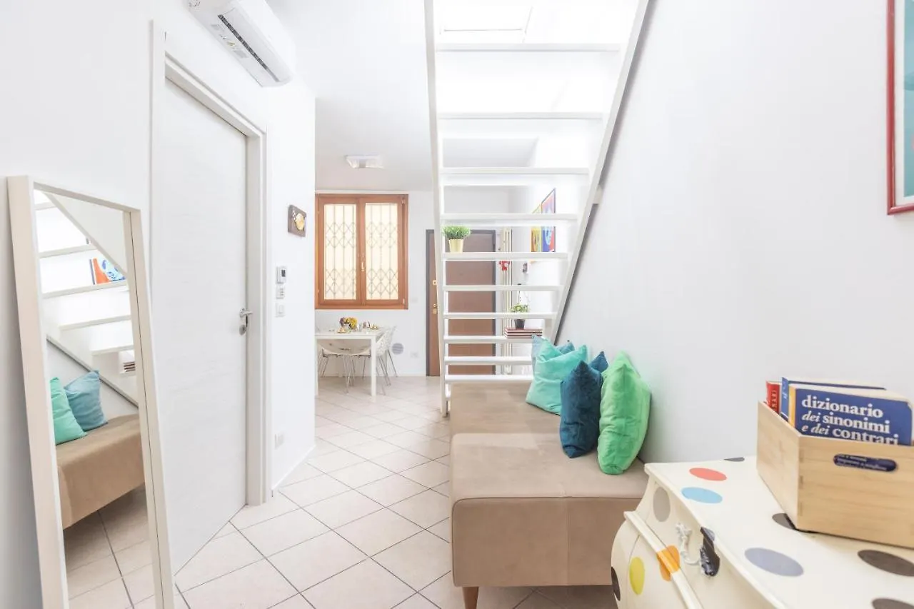 Appartamento Confortevole In Pieno Centro Bologna 0*,